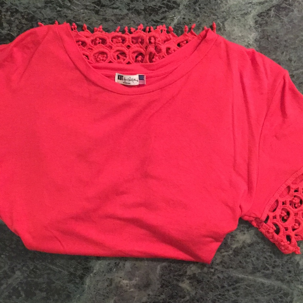 24 hr SALE!! Kut From The Kloth Red Blouse